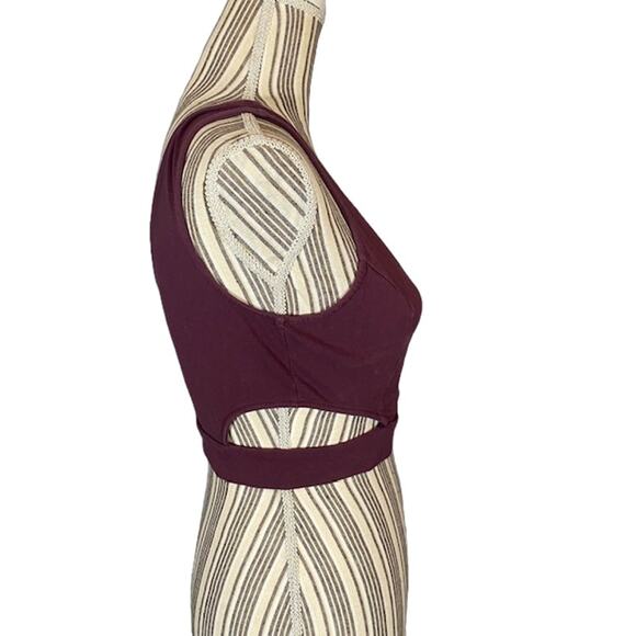 Charlotte Russe Cut Out Sleeveless Crop Top Maroon Women Sz S - Picture 3 of 8
